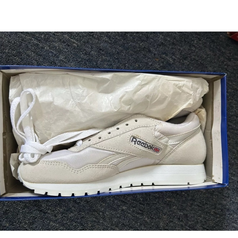 Vintage Reebok women’s white Sneakers size 8